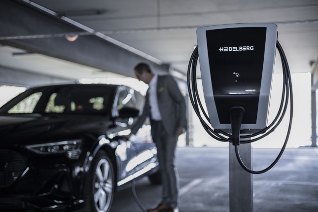 HEIDELBERG/Amperfied supports Autobahn GmbH des Bundes in expanding their internal charging infrastructure